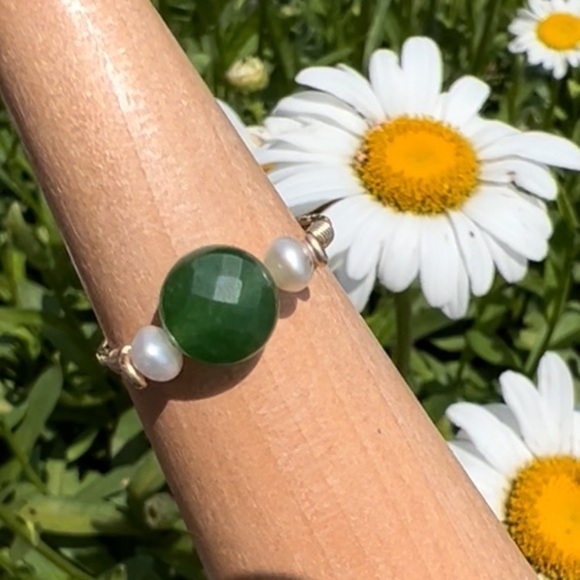 Freshwater Pearls with Green Quartz Gold Ring - Picture 13 of 13